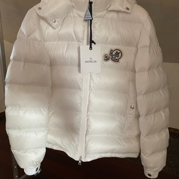 MONCLER BRAMANT PUFFER JACKET - Picture 2 of 8